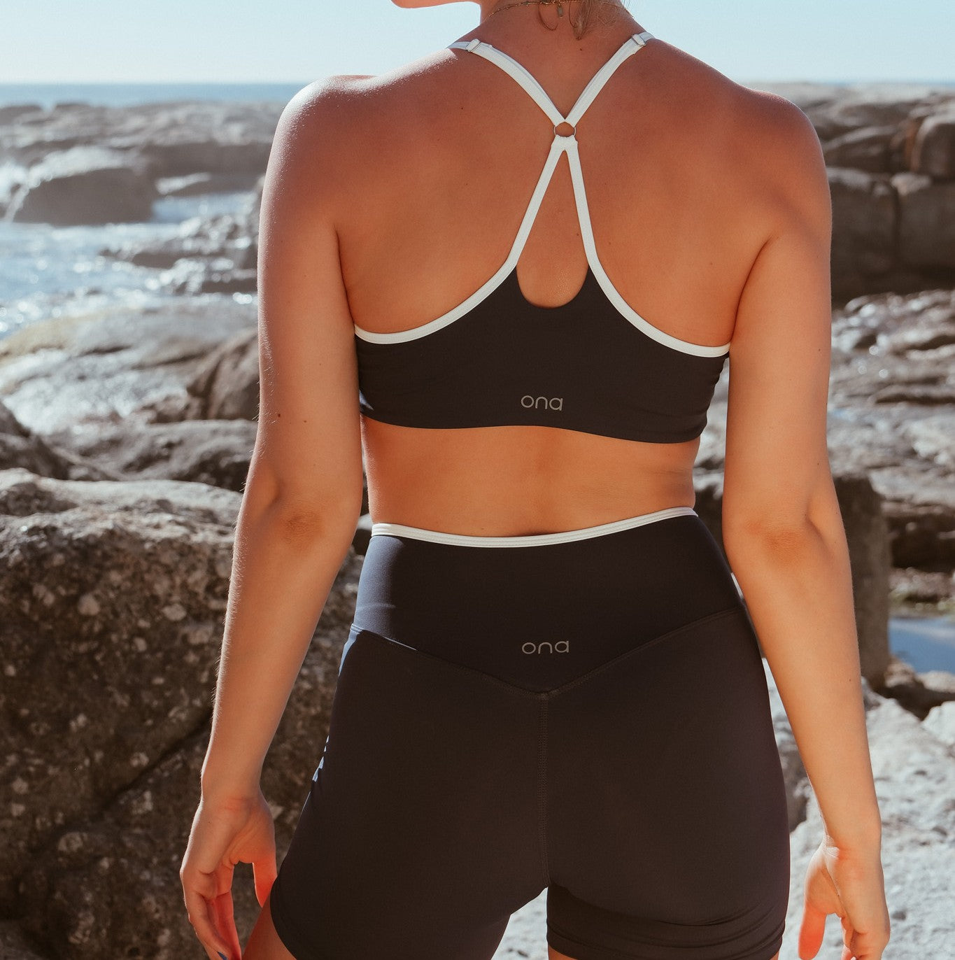 Signature Define Yoga Shorts