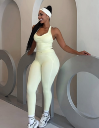 Signature Contour Leggings
