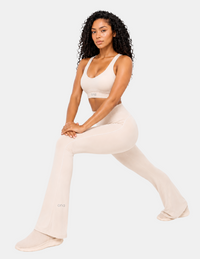 Signature Contour Flare Leggings