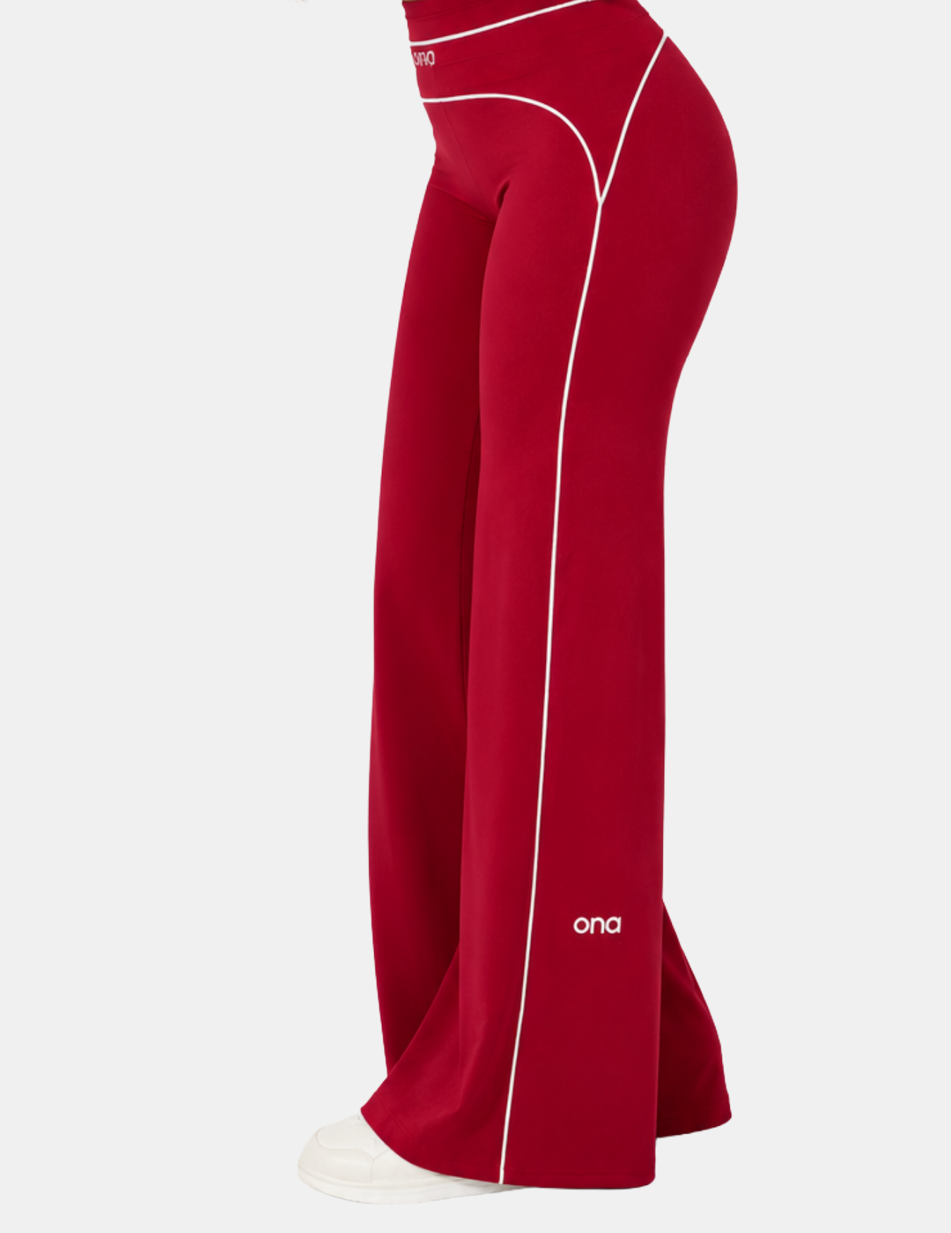 Signature Contour Flare Leggings